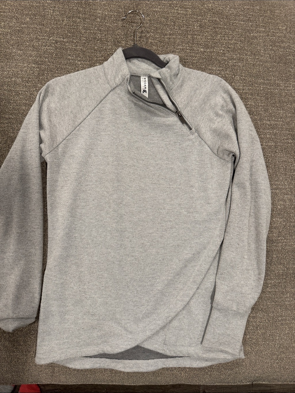 Kyodan Women's Light Gray Zip-Shoulder Sweater